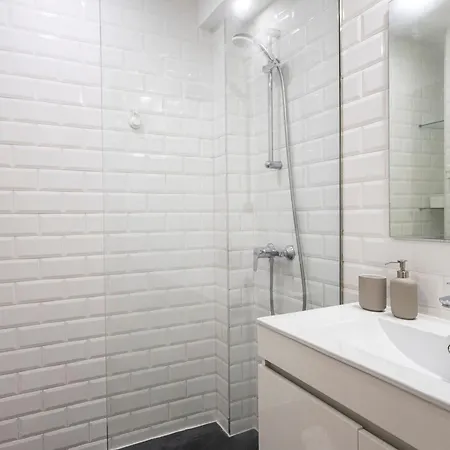 Sena 27 By Lovelystay *