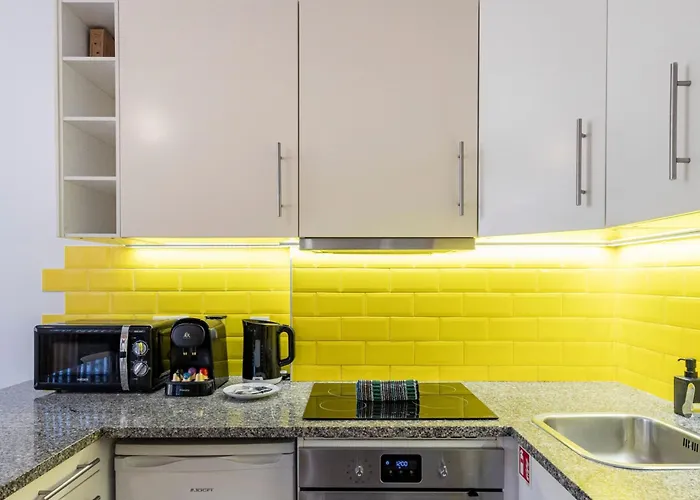 Sena 27 By Lovelystay Apartment