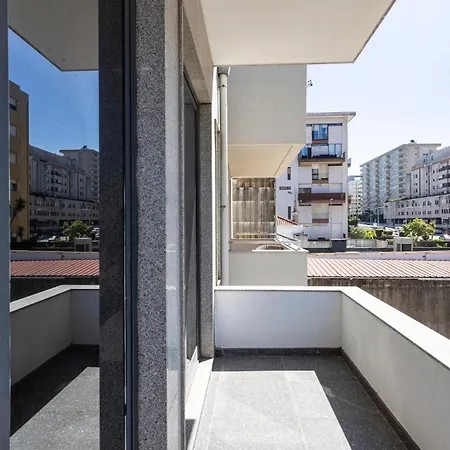 Sena 27 By Lovelystay Apartman Porto