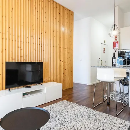 Sena 27 By Lovelystay Apartment
