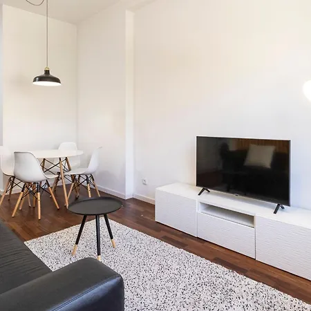 Sena 27 By Lovelystay Apartman Porto