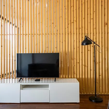 Sena 27 By Lovelystay Apartment