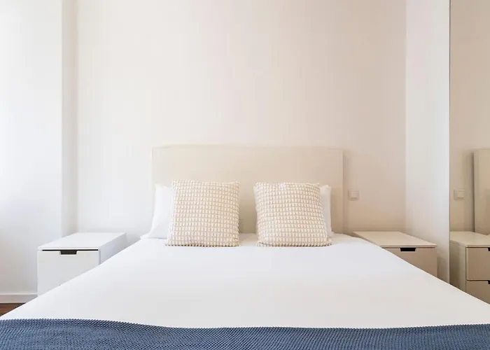 Sena 27 By Lovelystay