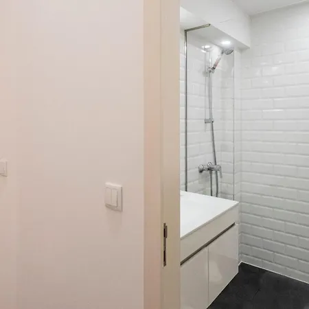 Sena 27 By Lovelystay